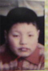 明石靖彦 写真