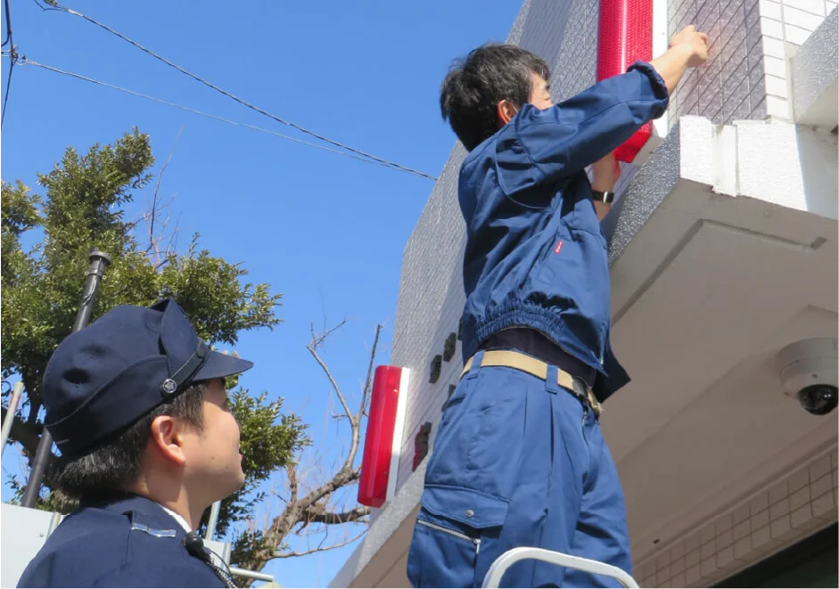 警察行政職員（技術・専門・技能系）職種画像